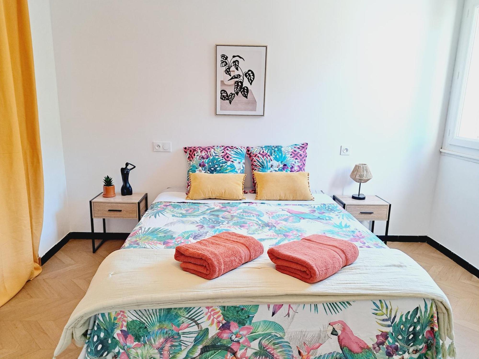 Spacieux Appartement Avec Balcon Narbonne Kültér fotó